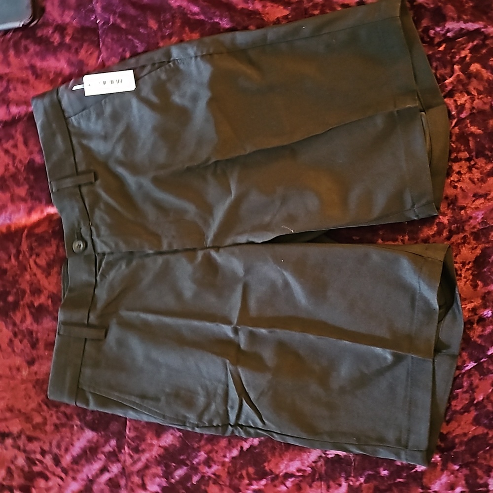 Men's Amazon Essentials shorts